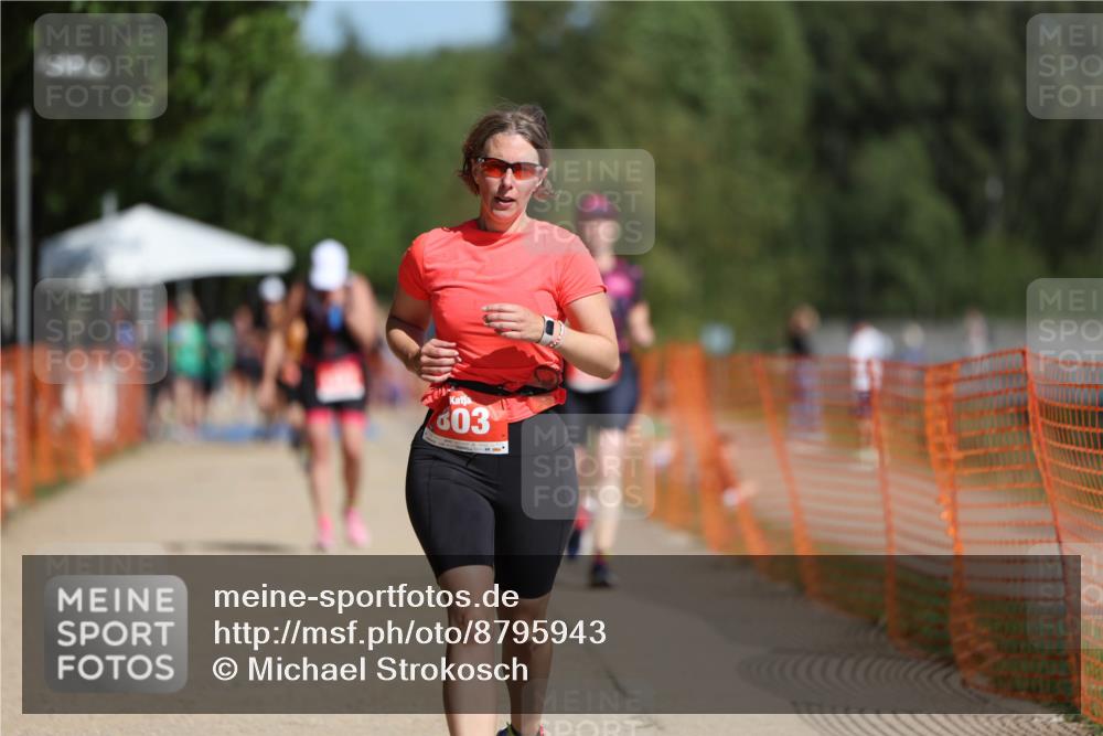07.09.2025 - 19. Norderstedt Triathlon Michael Strokosch http://msf.ph/oto/8795943 07.09.2025 12:18:49 Laufen 201, 803 meine-sportfotos.de