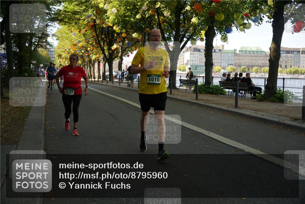 07.09.2025 - BARMER Alsterlauf Yannick Fuchs http://msf.ph/oto/8795960 07.09.2025 11:44:11 Laufen 1010, 1137 meine-sportfotos.de