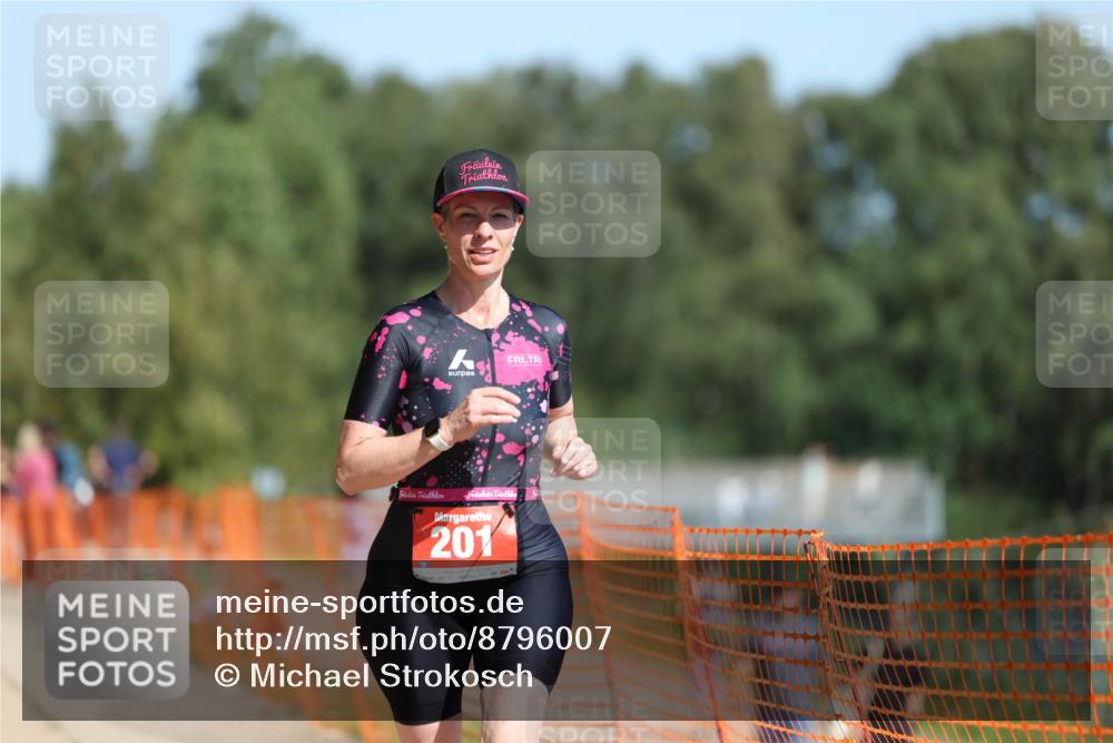 07.09.2025 - 19. Norderstedt Triathlon Michael Strokosch http://msf.ph/oto/8796007 07.09.2025 12:18:54 Laufen 149, 201, 1381 meine-sportfotos.de