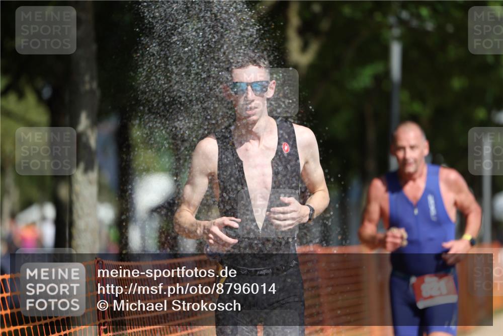 07.09.2025 - 19. Norderstedt Triathlon Michael Strokosch http://msf.ph/oto/8796014 07.09.2025 11:54:19 Laufen 821, 1200 meine-sportfotos.de
