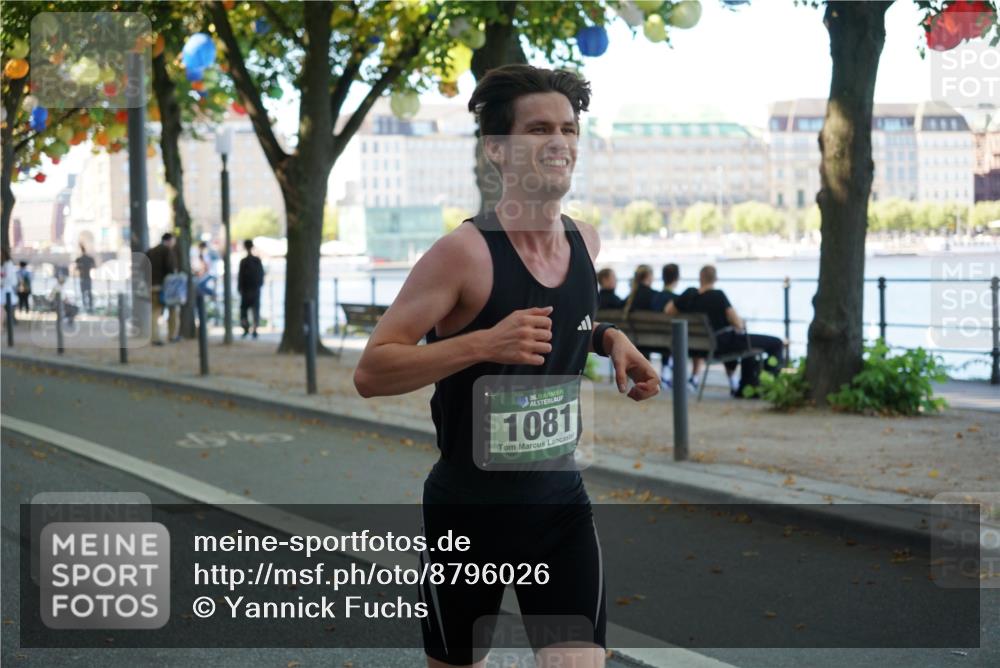 07.09.2025 - BARMER Alsterlauf Yannick Fuchs http://msf.ph/oto/8796026 07.09.2025 11:44:16 Laufen 36, 1081 meine-sportfotos.de