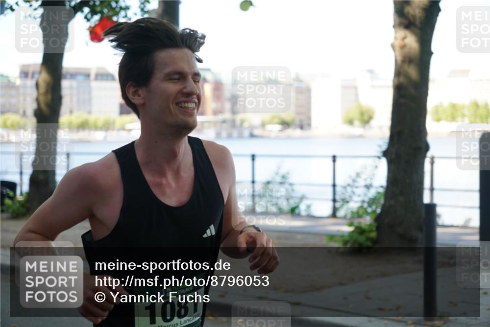07.09.2025 - BARMER Alsterlauf Yannick Fuchs http://msf.ph/oto/8796053 07.09.2025 11:44:16 Laufen 10, 36, 1081 meine-sportfotos.de