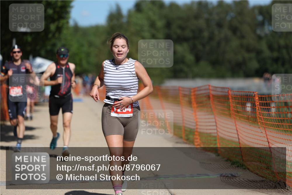 07.09.2025 - 19. Norderstedt Triathlon Michael Strokosch http://msf.ph/oto/8796067 07.09.2025 13:02:16 Laufen 1264, 1293, 1391 meine-sportfotos.de
