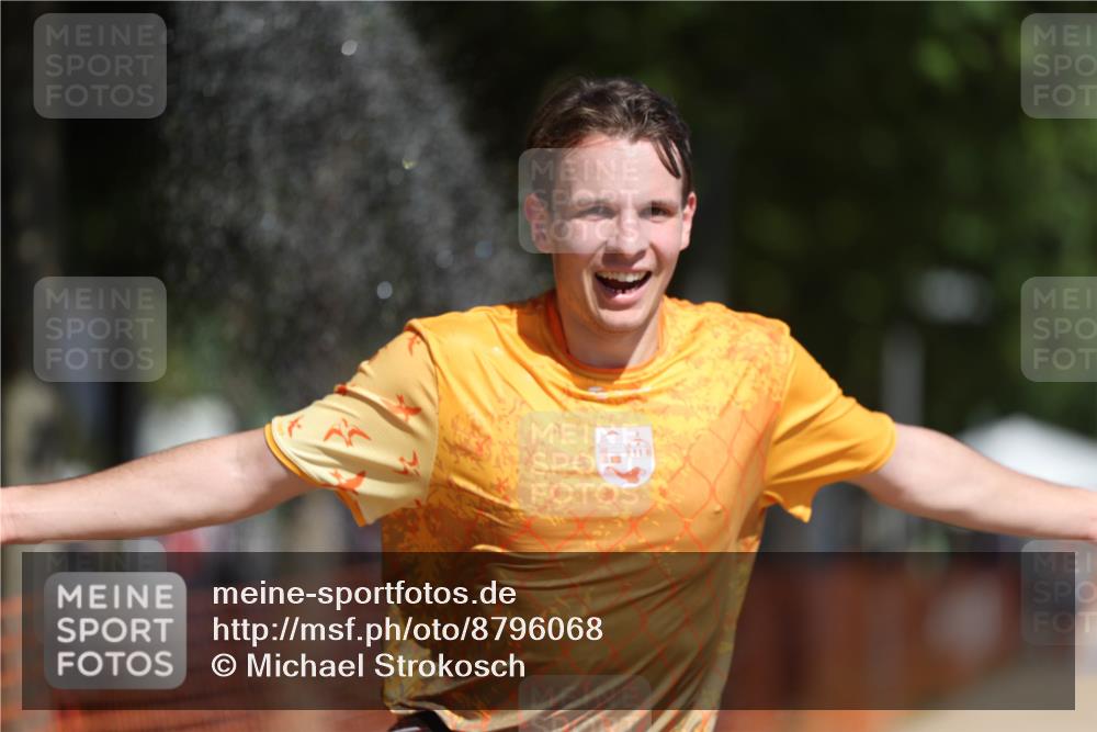 07.09.2025 - 19. Norderstedt Triathlon Michael Strokosch http://msf.ph/oto/8796068 07.09.2025 12:19:00 Laufen 149, 191, 1381 meine-sportfotos.de
