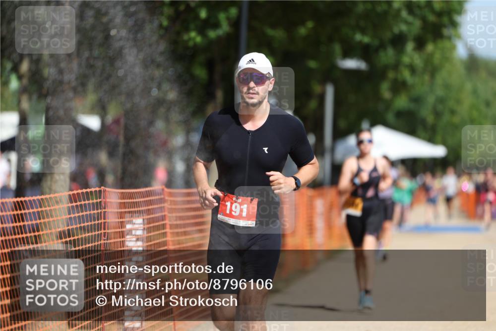 07.09.2025 - 19. Norderstedt Triathlon Michael Strokosch http://msf.ph/oto/8796106 07.09.2025 12:19:07 Laufen 191, 1187 meine-sportfotos.de
