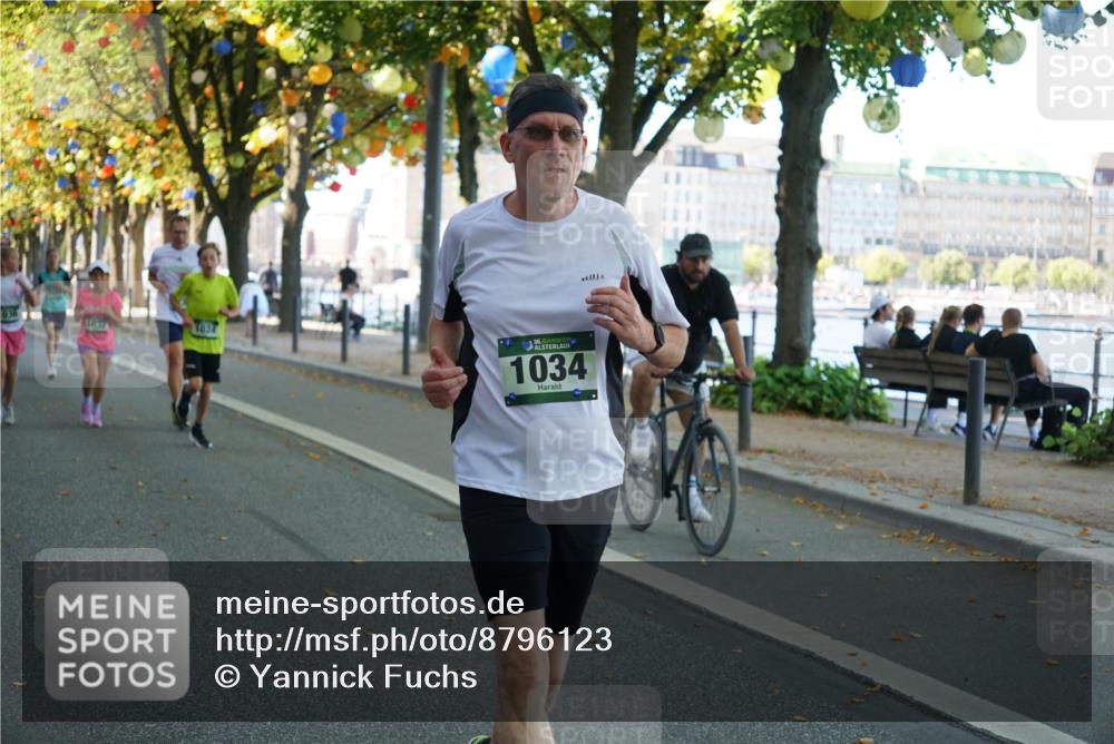 07.09.2025 - BARMER Alsterlauf Yannick Fuchs http://msf.ph/oto/8796123 07.09.2025 11:44:21 Laufen 1024, 1034 meine-sportfotos.de
