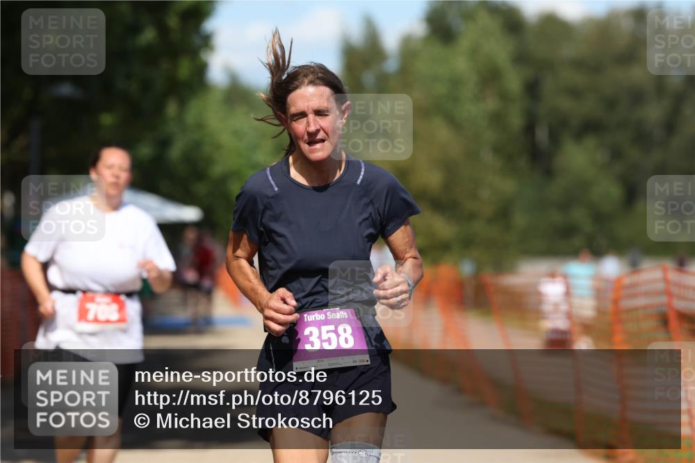 07.09.2025 - 19. Norderstedt Triathlon Michael Strokosch http://msf.ph/oto/8796125 07.09.2025 13:53:07 Laufen 358, 708 meine-sportfotos.de