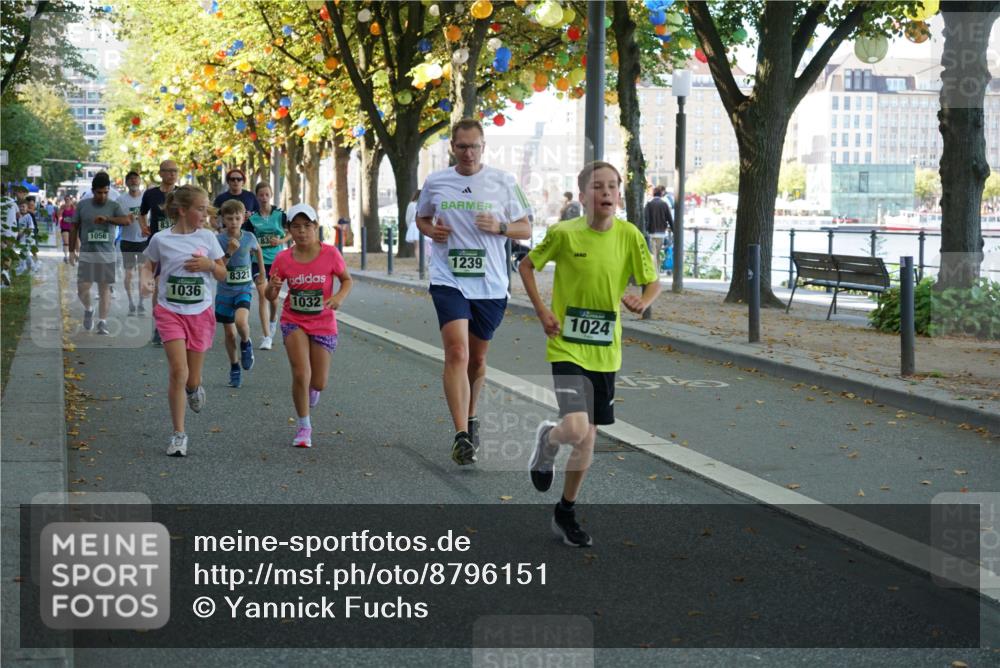 07.09.2025 - BARMER Alsterlauf Yannick Fuchs http://msf.ph/oto/8796151 07.09.2025 11:44:23 Laufen 1056, 83, 1036, 8321, 83, 1239, 1032, 1024 meine-sportfotos.de