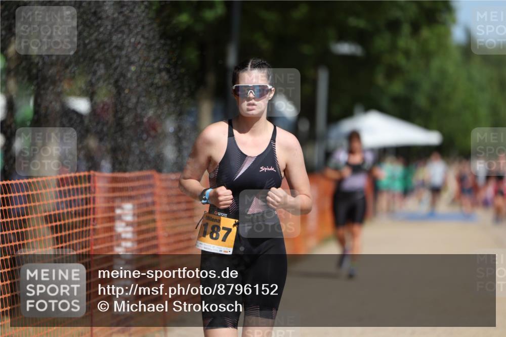07.09.2025 - 19. Norderstedt Triathlon Michael Strokosch http://msf.ph/oto/8796152 07.09.2025 12:19:12 Laufen 191, 1187, 1286 meine-sportfotos.de