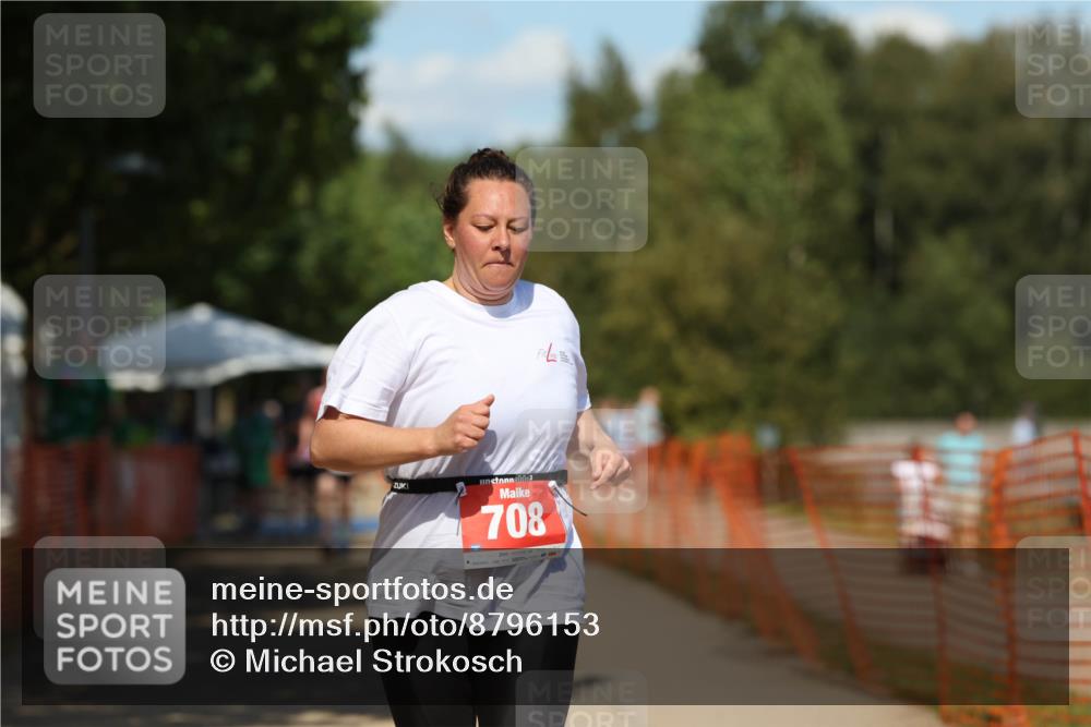 07.09.2025 - 19. Norderstedt Triathlon Michael Strokosch http://msf.ph/oto/8796153 07.09.2025 13:53:09 Laufen 358, 708 meine-sportfotos.de