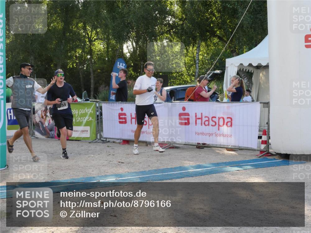 07.09.2025 - 19. Norderstedt Triathlon Zöllner http://msf.ph/oto/8796166 07.09.2025 17:11:29 Ziel 955 meine-sportfotos.de