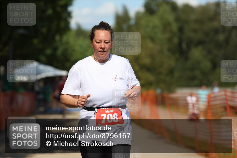 07.09.2025 - 19. Norderstedt Triathlon Michael Strokosch http://msf.ph/oto/8796167 07.09.2025 13:53:09 Laufen 358, 708 meine-sportfotos.de