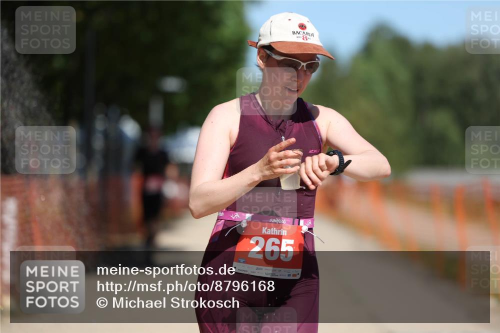 07.09.2025 - 19. Norderstedt Triathlon Michael Strokosch http://msf.ph/oto/8796168 07.09.2025 13:02:26 Laufen 260, 265 meine-sportfotos.de