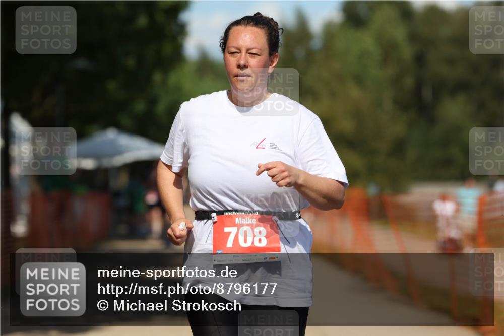 07.09.2025 - 19. Norderstedt Triathlon Michael Strokosch http://msf.ph/oto/8796177 07.09.2025 13:53:10 Laufen 358, 708 meine-sportfotos.de