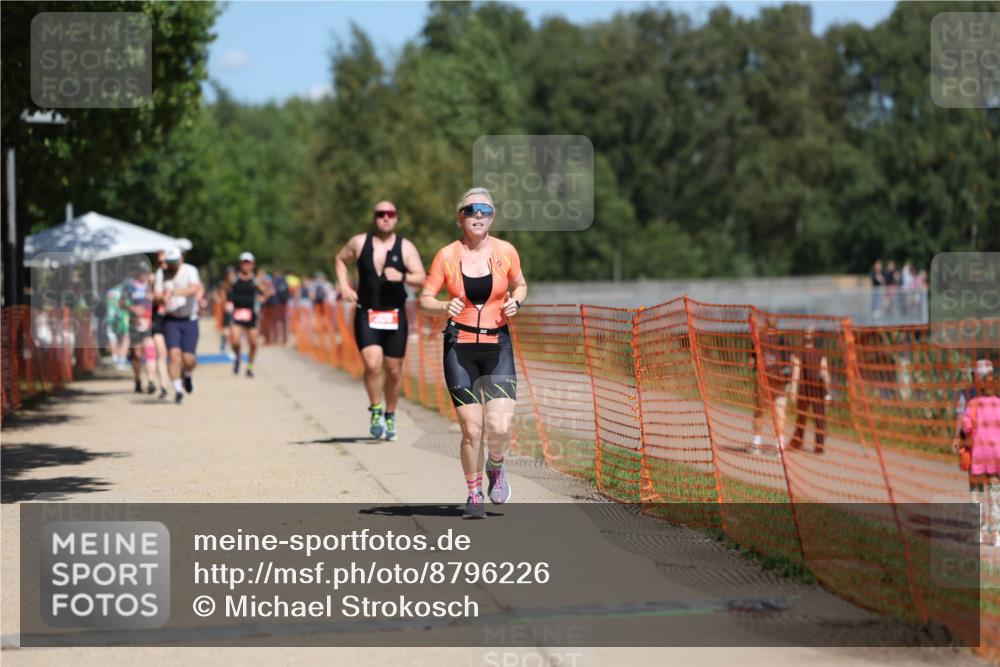 07.09.2025 - 19. Norderstedt Triathlon Michael Strokosch http://msf.ph/oto/8796226 07.09.2025 13:02:41 Laufen 308, 1337 meine-sportfotos.de