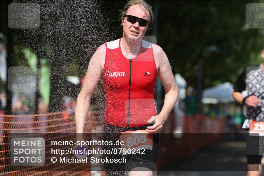 07.09.2025 - 19. Norderstedt Triathlon Michael Strokosch http://msf.ph/oto/8796242 07.09.2025 13:53:23 Laufen 230, 790, 805 meine-sportfotos.de