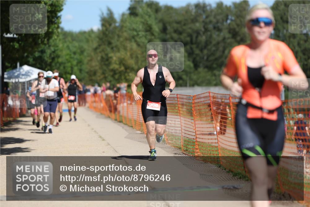 07.09.2025 - 19. Norderstedt Triathlon Michael Strokosch http://msf.ph/oto/8796246 07.09.2025 13:02:44 Laufen 145, 308, 1337 meine-sportfotos.de