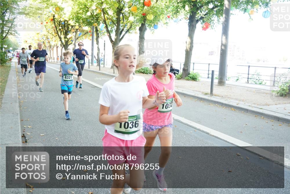 07.09.2025 - BARMER Alsterlauf Yannick Fuchs http://msf.ph/oto/8796255 07.09.2025 11:44:27 Laufen 8325, 8321, 1036, 1032 meine-sportfotos.de