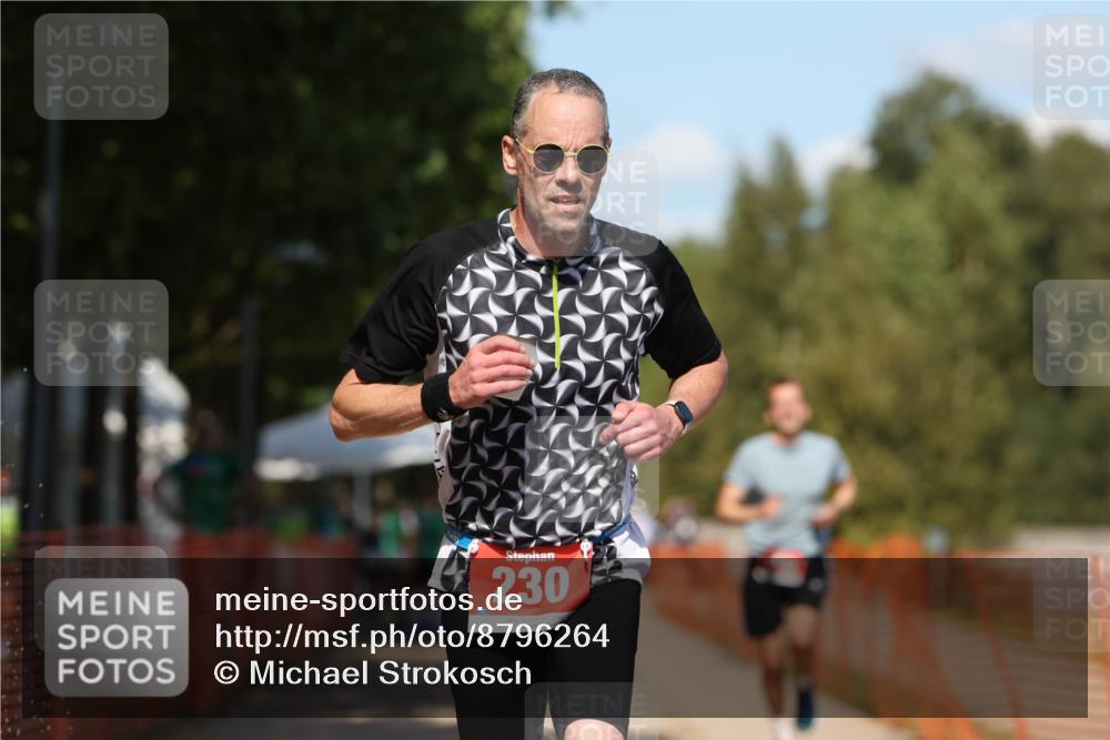 07.09.2025 - 19. Norderstedt Triathlon Michael Strokosch http://msf.ph/oto/8796264 07.09.2025 13:53:25 Laufen 230, 790, 805 meine-sportfotos.de