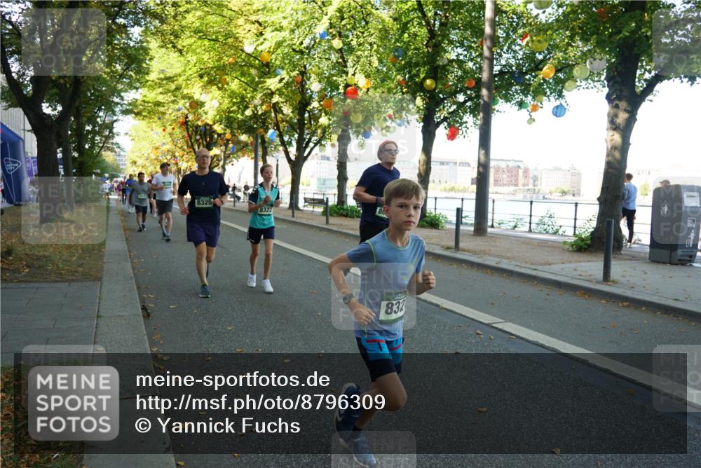07.09.2025 - BARMER Alsterlauf Yannick Fuchs http://msf.ph/oto/8796309 07.09.2025 11:44:29 Laufen 8325, 8322, 80, 832 meine-sportfotos.de