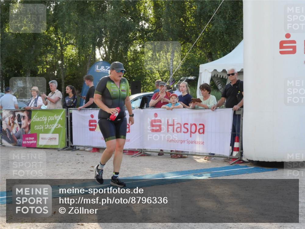 07.09.2025 - 19. Norderstedt Triathlon Zöllner http://msf.ph/oto/8796336 07.09.2025 17:12:59 Ziel 454 meine-sportfotos.de