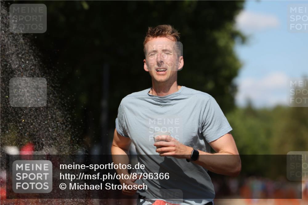 07.09.2025 - 19. Norderstedt Triathlon Michael Strokosch http://msf.ph/oto/8796366 07.09.2025 13:53:30 Laufen 790 meine-sportfotos.de