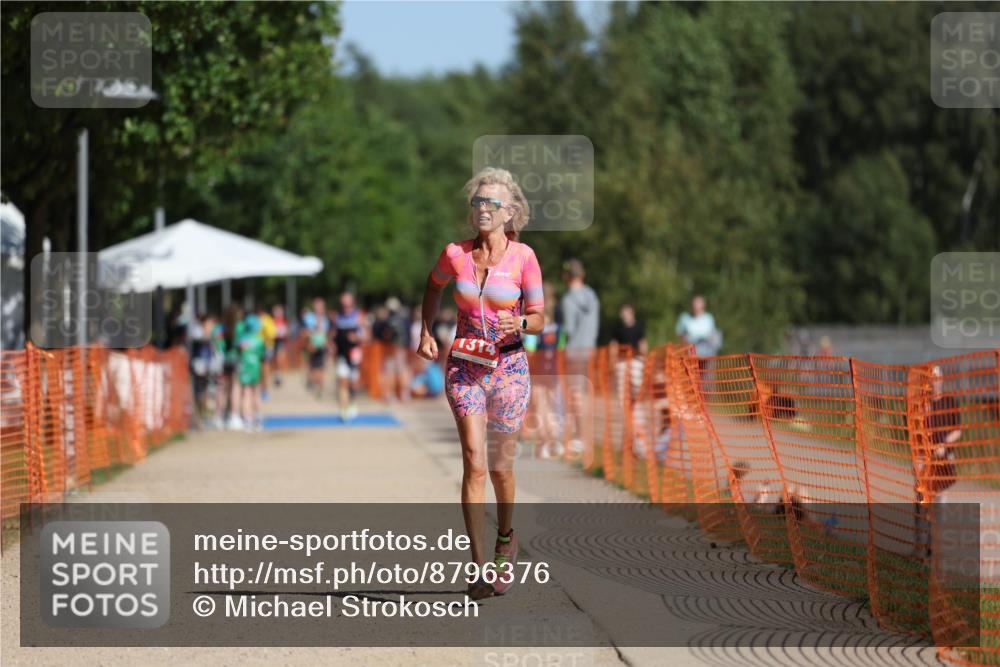 07.09.2025 - 19. Norderstedt Triathlon Michael Strokosch http://msf.ph/oto/8796376 07.09.2025 11:54:59 Laufen 1314 meine-sportfotos.de