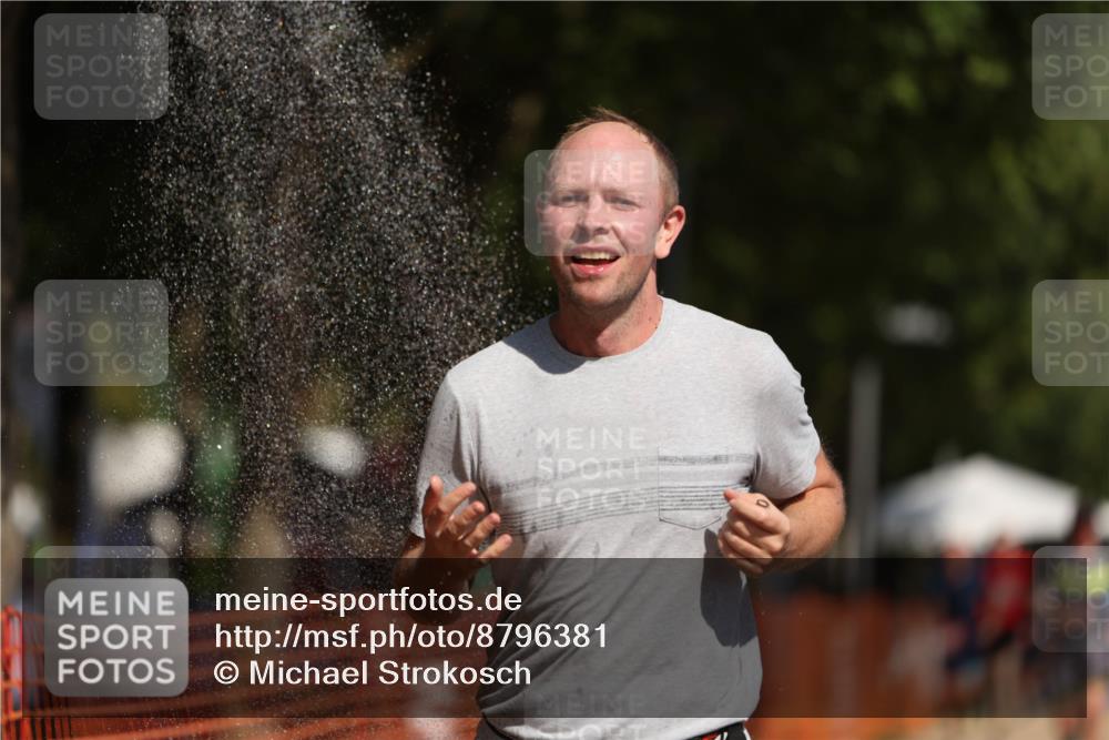 07.09.2025 - 19. Norderstedt Triathlon Michael Strokosch http://msf.ph/oto/8796381 07.09.2025 12:19:40 Laufen 801 meine-sportfotos.de