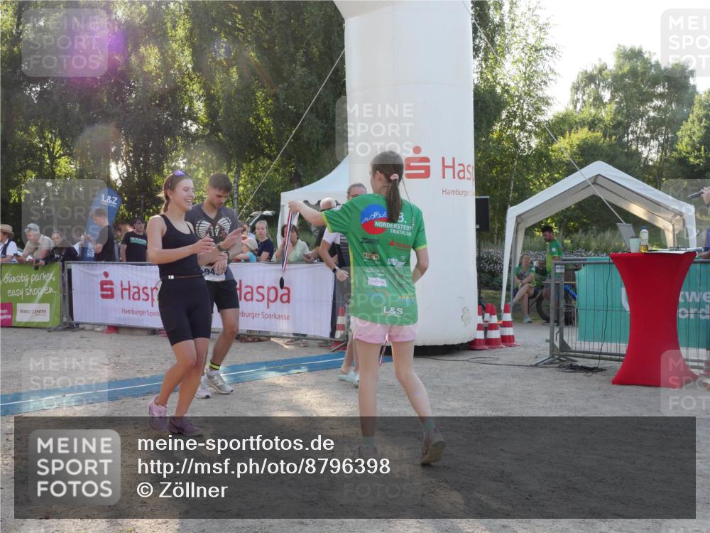 07.09.2025 - 19. Norderstedt Triathlon Zöllner http://msf.ph/oto/8796398 07.09.2025 17:14:25 Ziel 940, 1435, 1472 meine-sportfotos.de