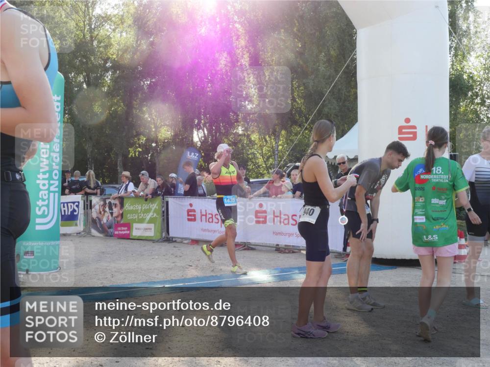 07.09.2025 - 19. Norderstedt Triathlon Zöllner http://msf.ph/oto/8796408 07.09.2025 17:14:26 Ziel 940, 1435, 1472 meine-sportfotos.de