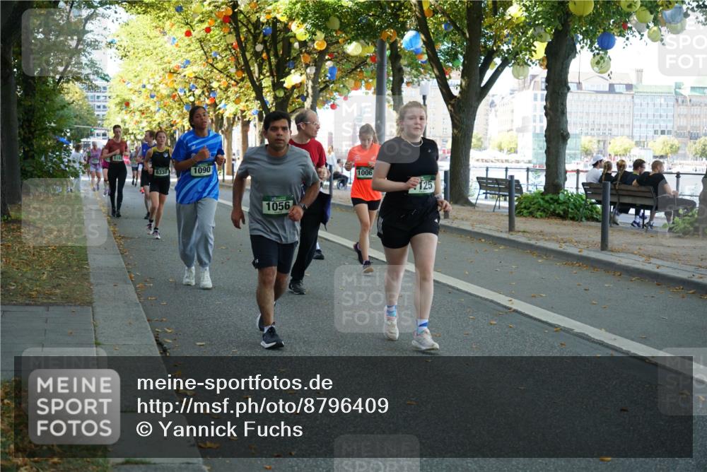 07.09.2025 - BARMER Alsterlauf Yannick Fuchs http://msf.ph/oto/8796409 07.09.2025 11:44:35 Laufen 1162, 8338, 1090, 1056, 1006, 125 meine-sportfotos.de