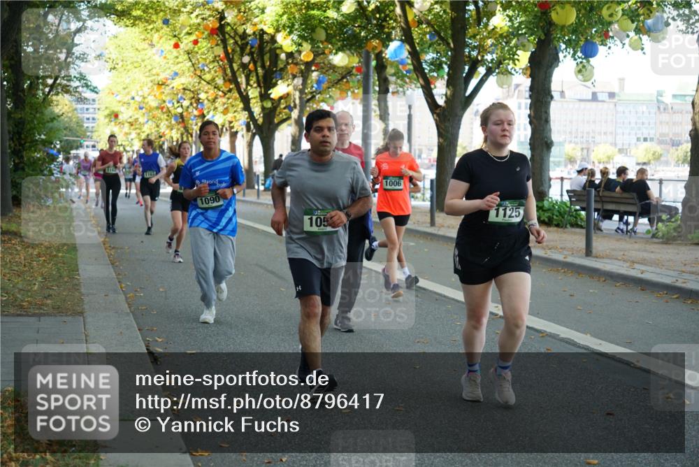 07.09.2025 - BARMER Alsterlauf Yannick Fuchs http://msf.ph/oto/8796417 07.09.2025 11:44:35 Laufen 1162, 1090, 105, 1006, 1125 meine-sportfotos.de
