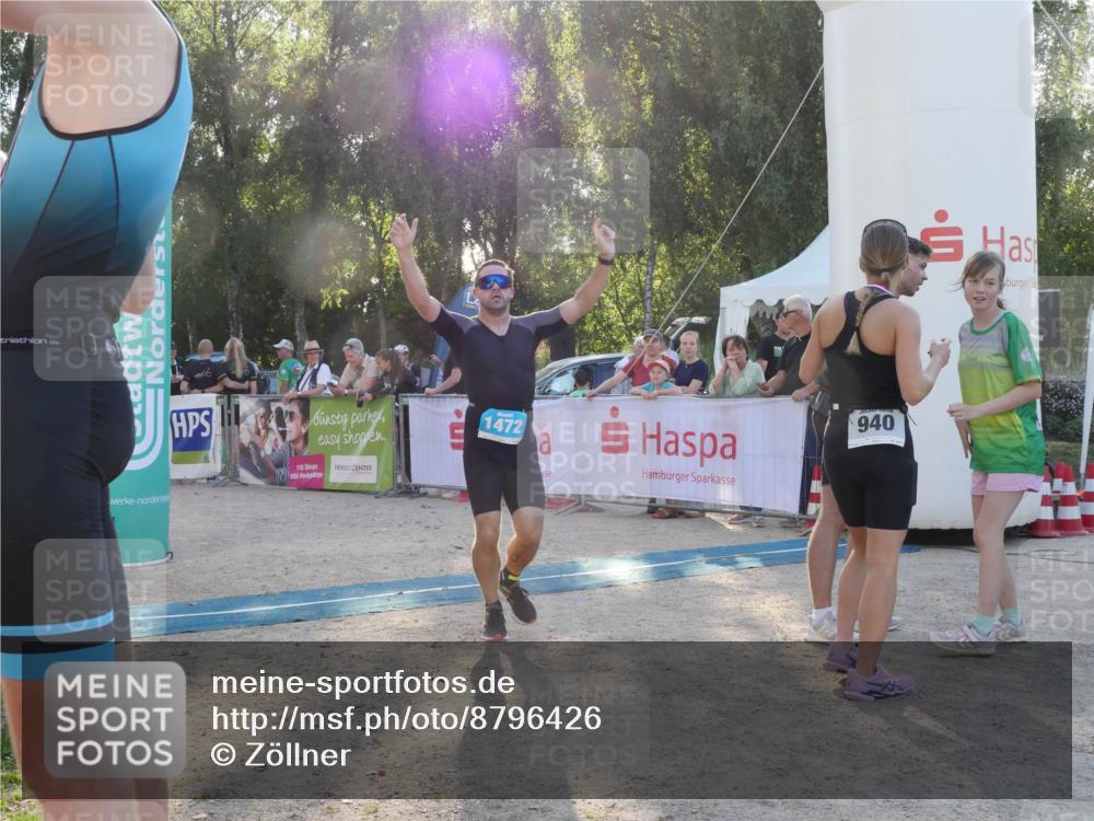 07.09.2025 - 19. Norderstedt Triathlon Zöllner http://msf.ph/oto/8796426 07.09.2025 17:14:30 Ziel 940, 1435, 1472 meine-sportfotos.de