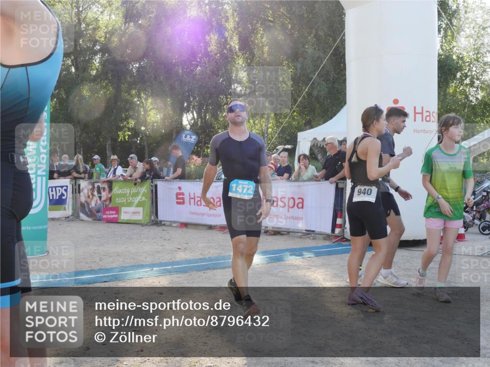 07.09.2025 - 19. Norderstedt Triathlon Zöllner http://msf.ph/oto/8796432 07.09.2025 17:14:31 Ziel 1435, 1472 meine-sportfotos.de