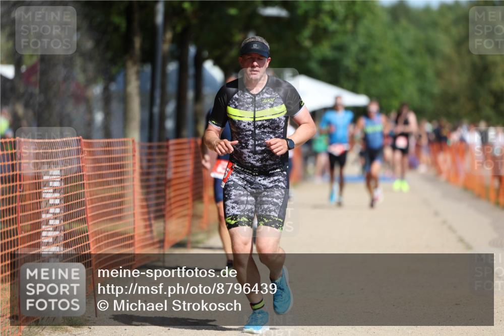 07.09.2025 - 19. Norderstedt Triathlon Michael Strokosch http://msf.ph/oto/8796439 07.09.2025 12:19:47 Laufen 791, 837, 862, 1265 meine-sportfotos.de