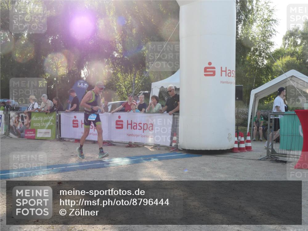 07.09.2025 - 19. Norderstedt Triathlon Zöllner http://msf.ph/oto/8796444 07.09.2025 17:14:48 Ziel 1455 meine-sportfotos.de