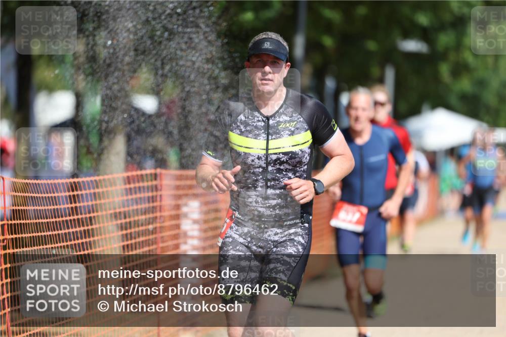 07.09.2025 - 19. Norderstedt Triathlon Michael Strokosch http://msf.ph/oto/8796462 07.09.2025 12:19:48 Laufen 215, 791, 837, 862, 1265 meine-sportfotos.de