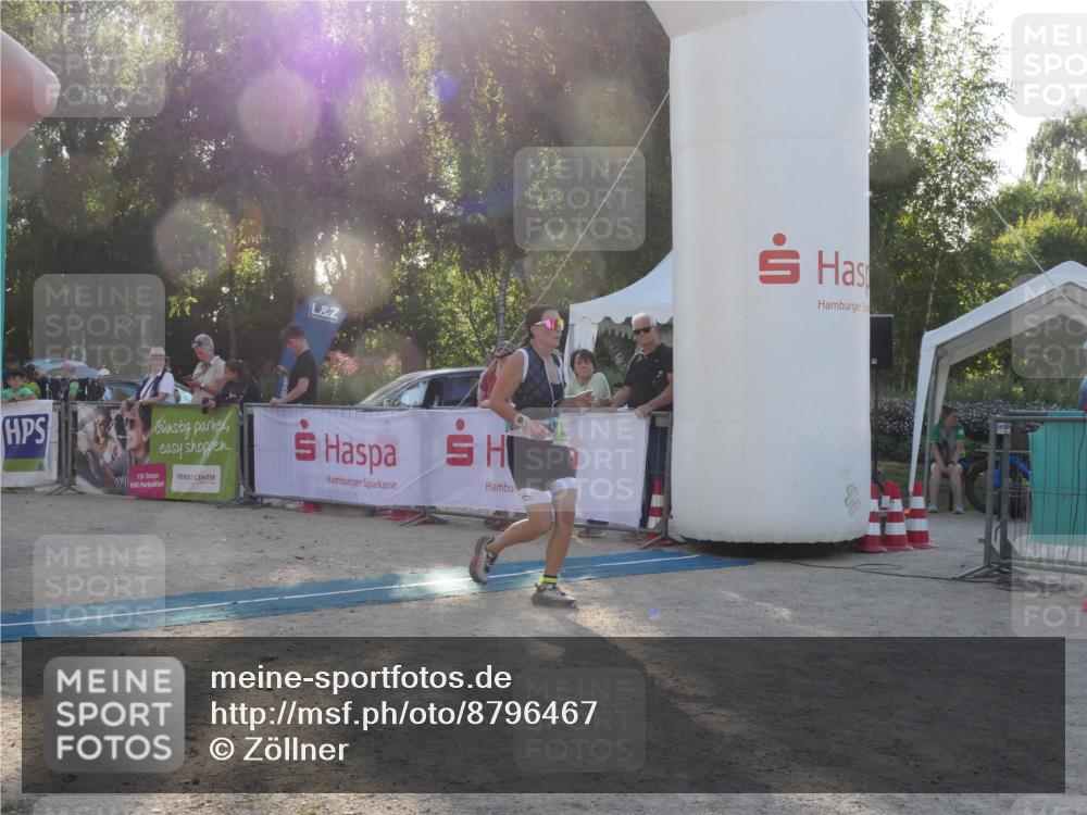 07.09.2025 - 19. Norderstedt Triathlon Zöllner http://msf.ph/oto/8796467 07.09.2025 17:15:11 Ziel 461 meine-sportfotos.de