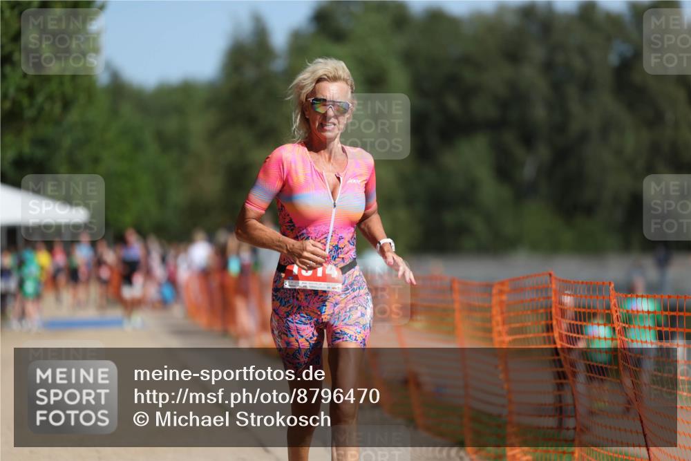 07.09.2025 - 19. Norderstedt Triathlon Michael Strokosch http://msf.ph/oto/8796470 07.09.2025 11:55:02 Laufen 1314 meine-sportfotos.de