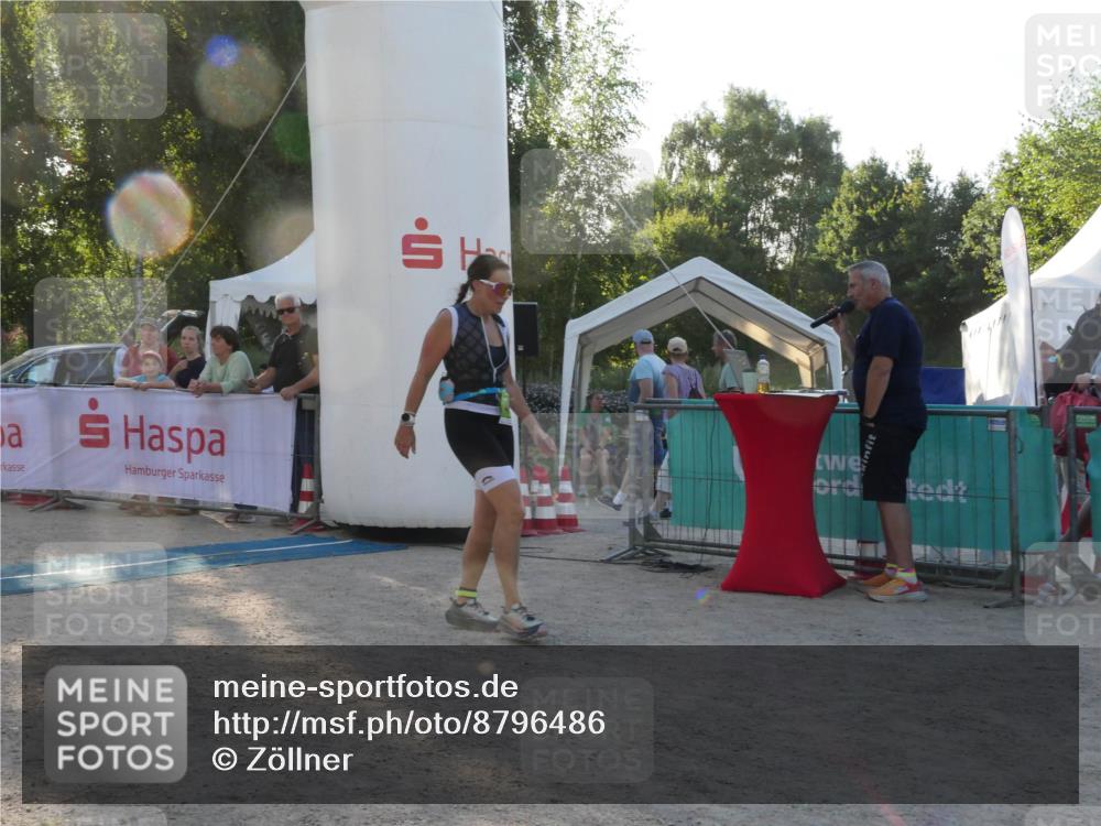 07.09.2025 - 19. Norderstedt Triathlon Zöllner http://msf.ph/oto/8796486 07.09.2025 17:15:12 Ziel 461 meine-sportfotos.de