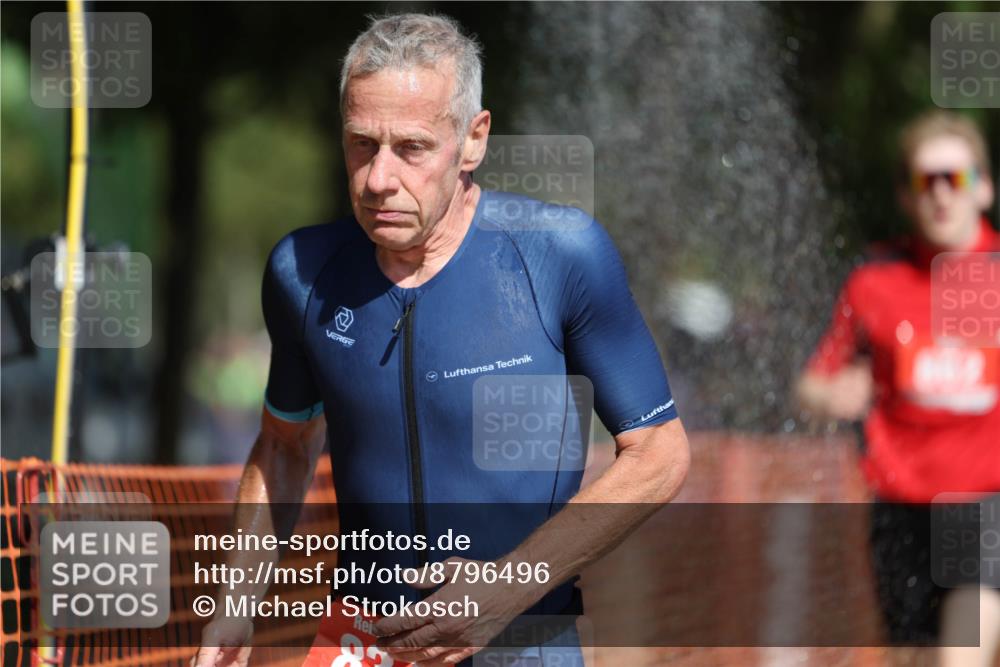 07.09.2025 - 19. Norderstedt Triathlon Michael Strokosch http://msf.ph/oto/8796496 07.09.2025 12:19:51 Laufen 215, 791, 815, 837, 862, 1265 meine-sportfotos.de