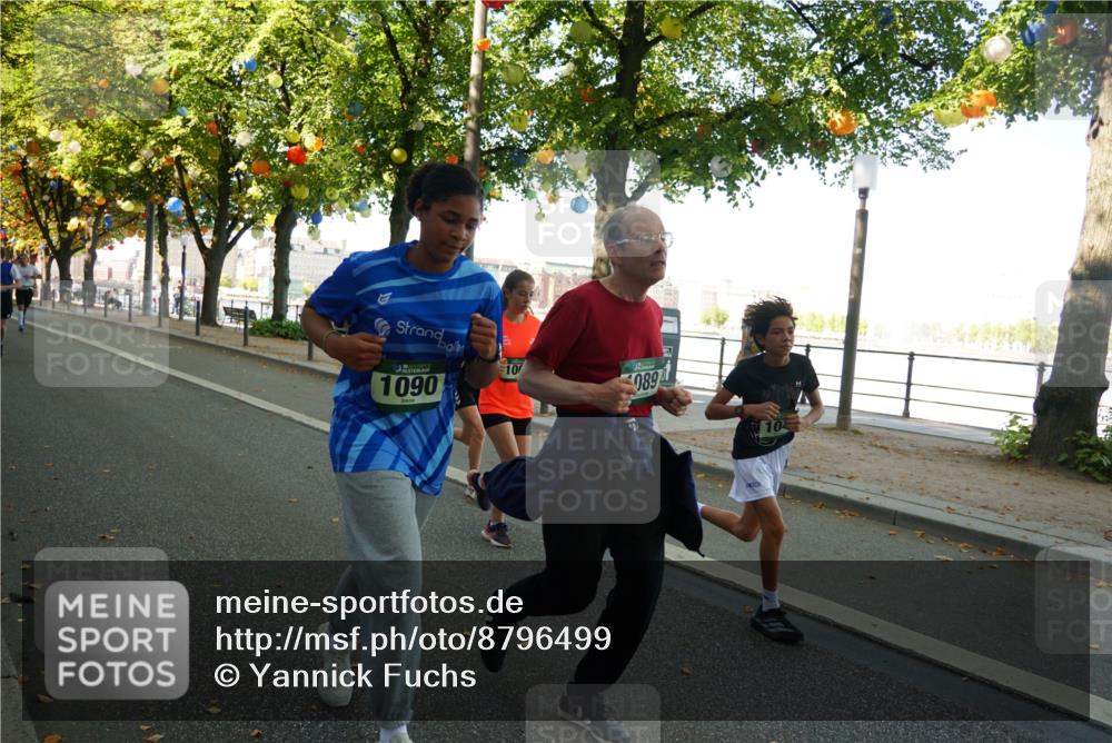 07.09.2025 - BARMER Alsterlauf Yannick Fuchs http://msf.ph/oto/8796499 07.09.2025 11:44:38 Laufen 1090, 10, 089 meine-sportfotos.de