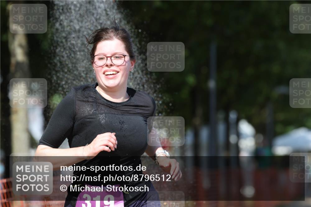 07.09.2025 - 19. Norderstedt Triathlon Michael Strokosch http://msf.ph/oto/8796512 07.09.2025 13:54:16 Laufen 319, 1261 meine-sportfotos.de