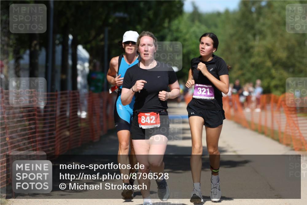 07.09.2025 - 19. Norderstedt Triathlon Michael Strokosch http://msf.ph/oto/8796528 07.09.2025 13:54:44 Laufen 270, 321, 842 meine-sportfotos.de