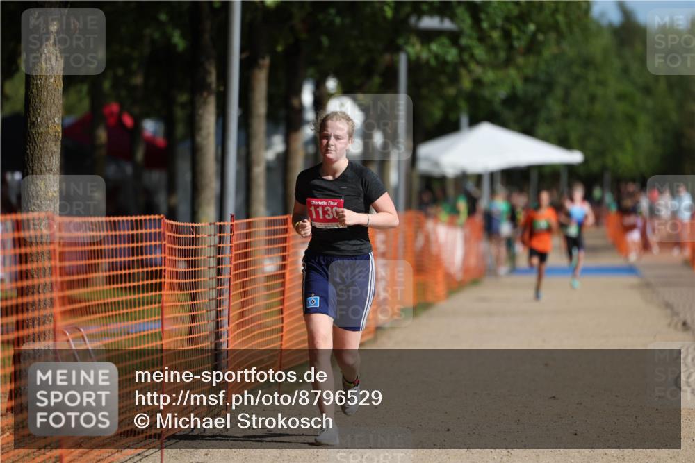 07.09.2025 - 19. Norderstedt Triathlon Michael Strokosch http://msf.ph/oto/8796529 07.09.2025 10:52:19 Laufen 86, 1130 meine-sportfotos.de