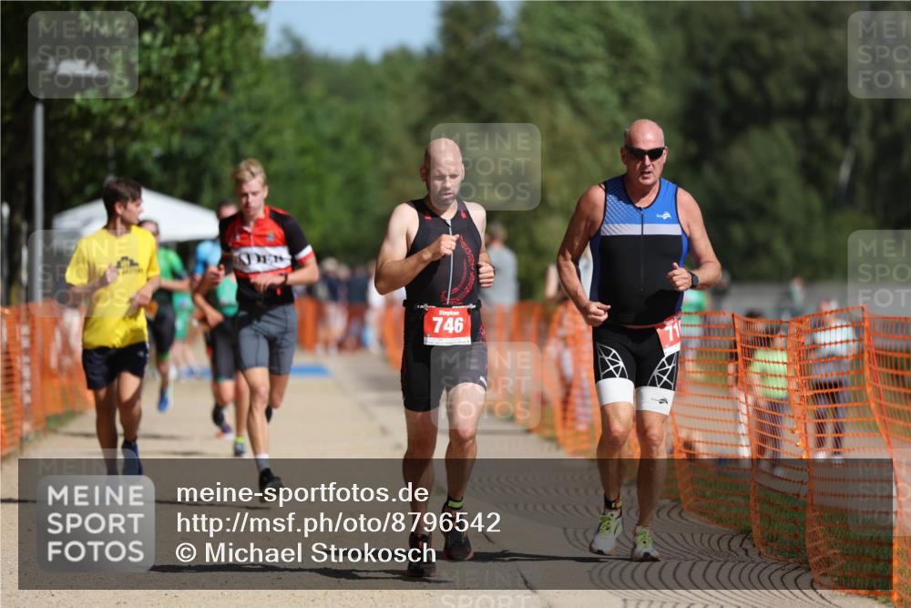 07.09.2025 - 19. Norderstedt Triathlon Michael Strokosch http://msf.ph/oto/8796542 07.09.2025 11:55:22 Laufen 228, 710, 746, 1164, 1173, 1202 meine-sportfotos.de