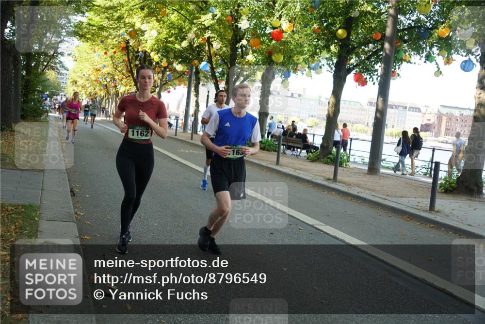 07.09.2025 - BARMER Alsterlauf Yannick Fuchs http://msf.ph/oto/8796549 07.09.2025 11:44:42 Laufen 1162, 163 meine-sportfotos.de