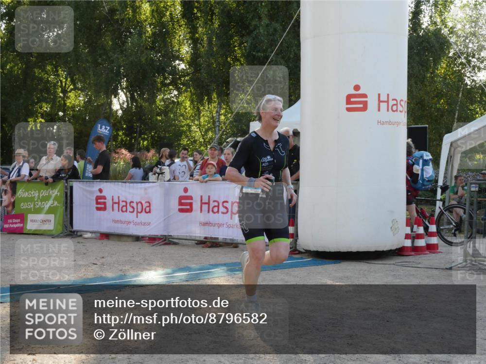 07.09.2025 - 19. Norderstedt Triathlon Zöllner http://msf.ph/oto/8796582 07.09.2025 17:16:21 Ziel 1450 meine-sportfotos.de