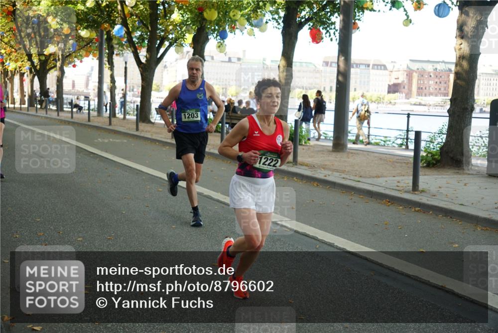 07.09.2025 - BARMER Alsterlauf Yannick Fuchs http://msf.ph/oto/8796602 07.09.2025 11:44:44 Laufen 1203, 1222 meine-sportfotos.de