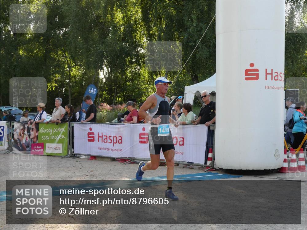 07.09.2025 - 19. Norderstedt Triathlon Zöllner http://msf.ph/oto/8796605 07.09.2025 17:16:40 Ziel 1419 meine-sportfotos.de